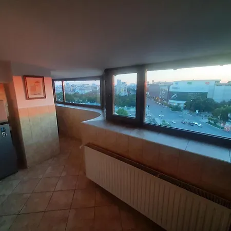 Penthouse Ultracentral Homestay *